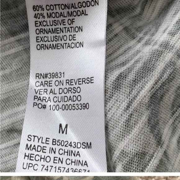 Democracy Cold Shoulder Lightweight Jersey Dress in Olive Green Fern Print ZB6 - Picture 8 of 8